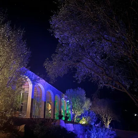 Luxury Country The Olive Grove Capitana
